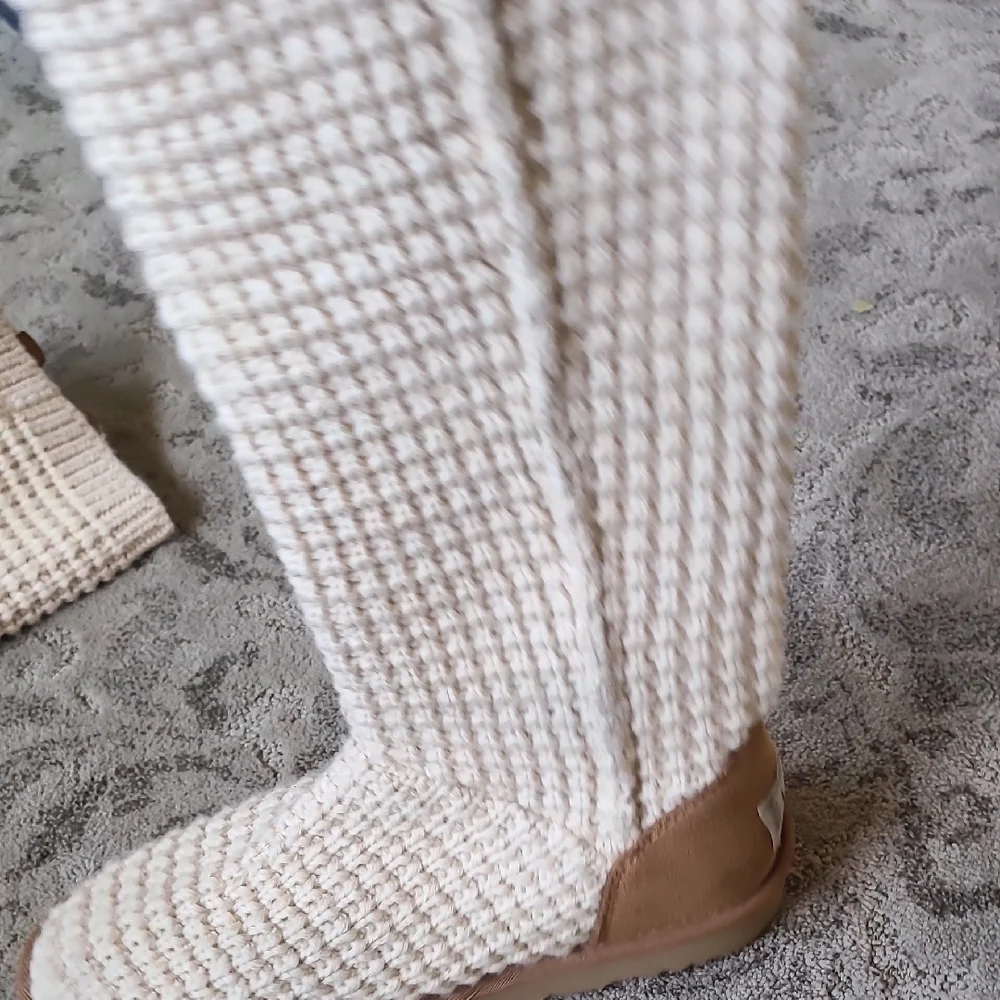 UGG Tan Knit Winter Boots with Suede Trim - Picture 13 of 14
